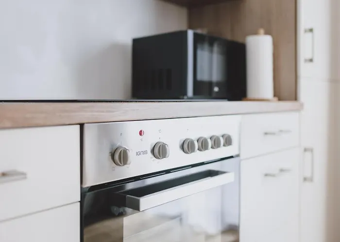 Molly By We Rent Chalet