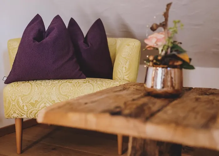 Molly By We Rent * زيل أم سي